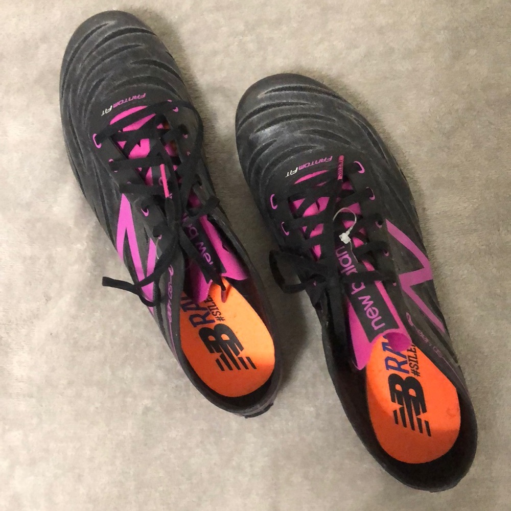 New Balance Racing Shoes - Picture 2 of 11